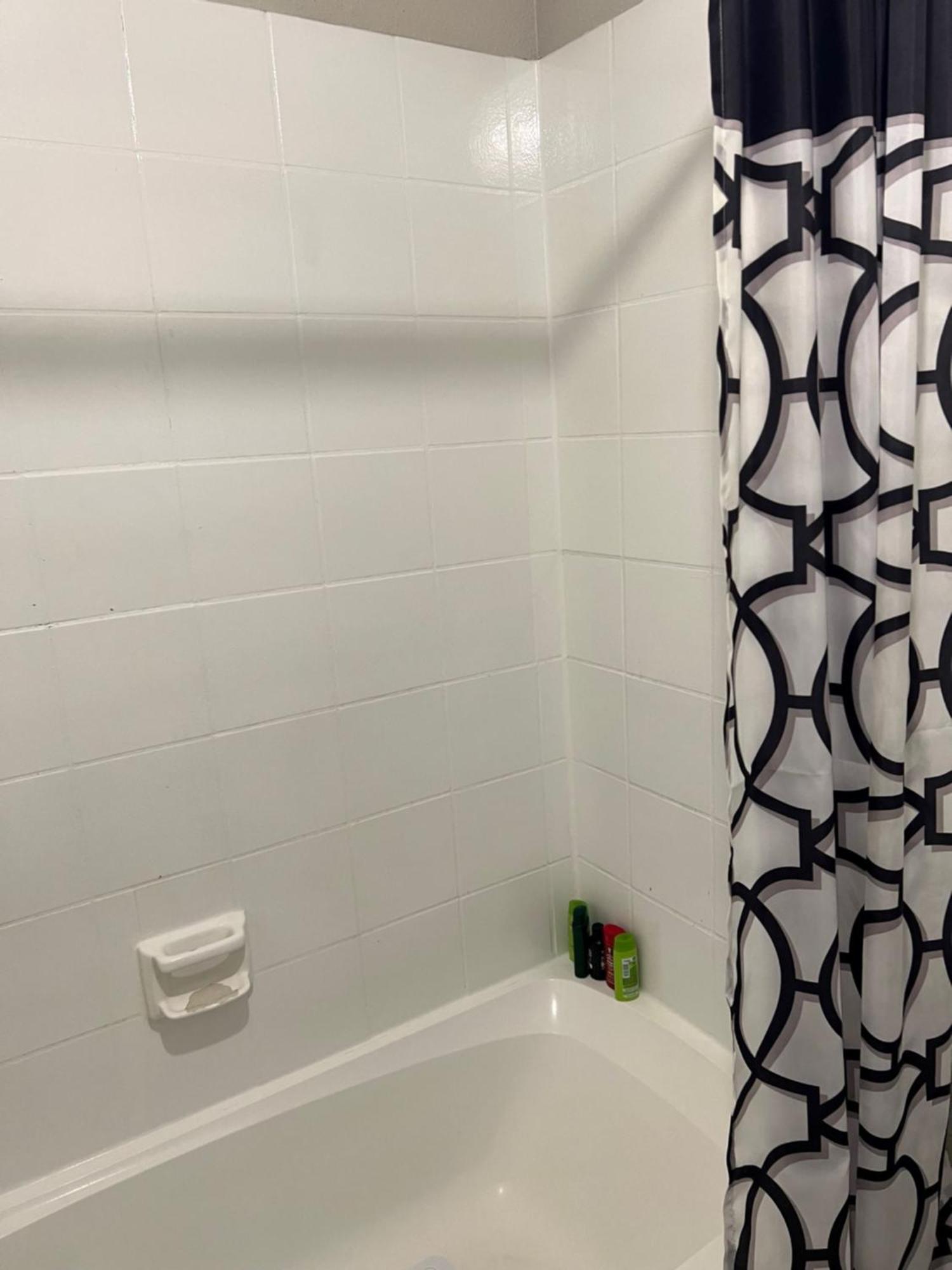 Beautiful 1-Bedroom Townhome With Nice Amenities Х'юстон Екстер'єр фото
